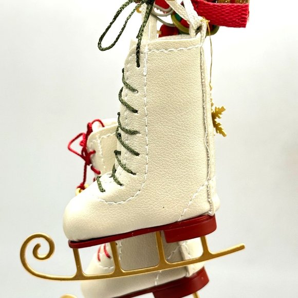 Hallmark Keepsake Ornament Skating To and Fro 2003 Christmas Holiday Mouse - Picture 5 of 9